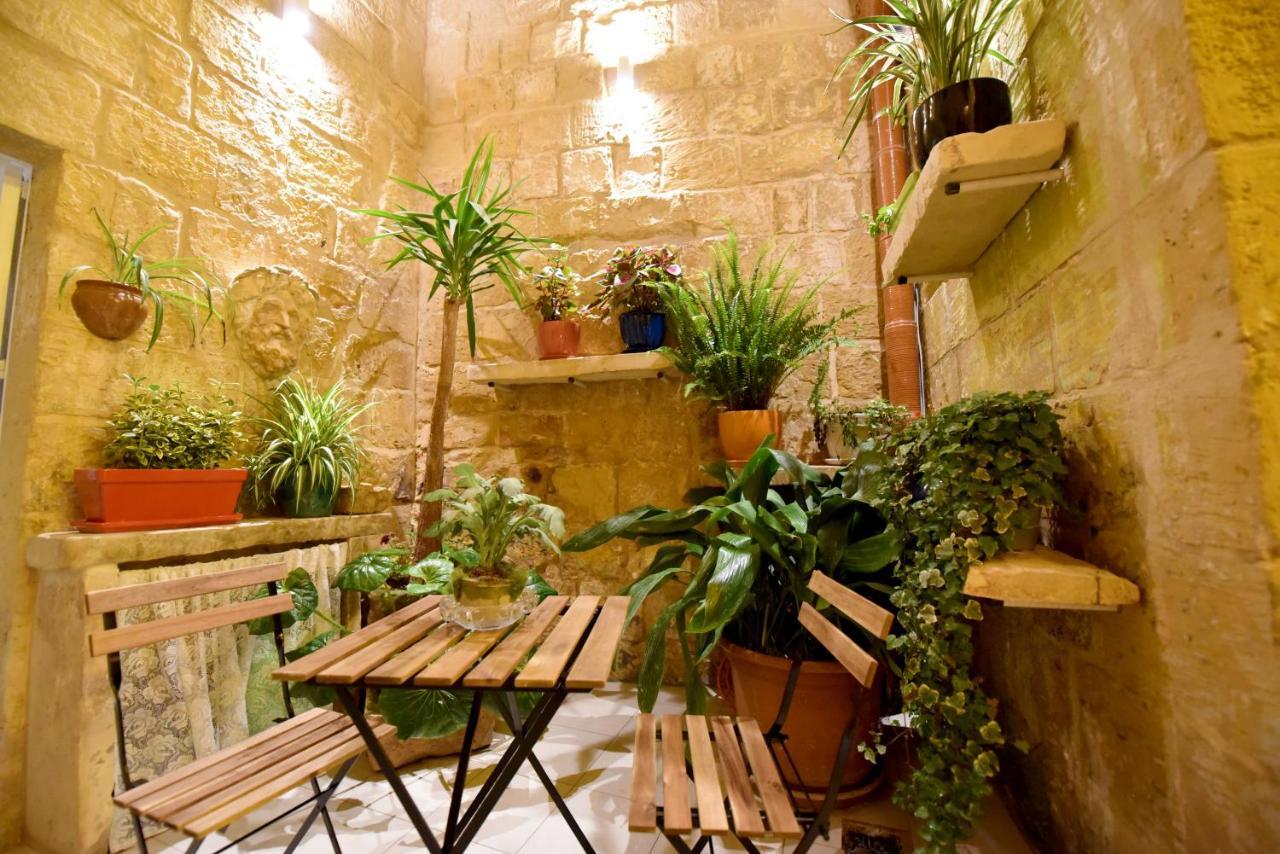 The Lodge Cospicua المظهر الخارجي الصورة